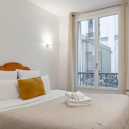 Spacieux Et Lumineux A Montorgueil Apartamento París