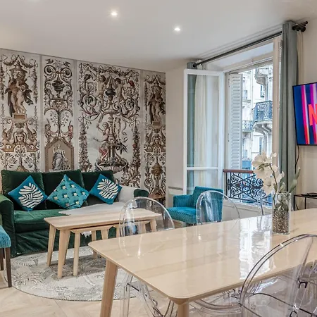 Spacieux Et Lumineux A Montorgueil Apartamento París