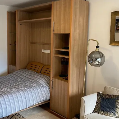 Un De Luxe Les Champs Elysees Апартаменты *