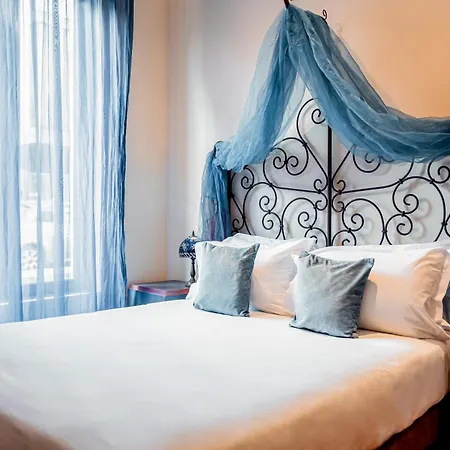 Royale Montsouris Paris