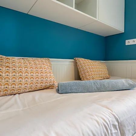 Goodguest-trocadero Tour Eiffel Bail Mobilite باريس