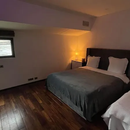 Mind-blowing Eiffel Tower Houseboat Apartment *