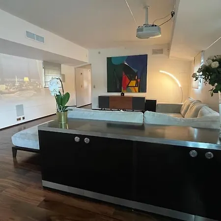 Mind-blowing Eiffel Tower Houseboat Apartment Paris