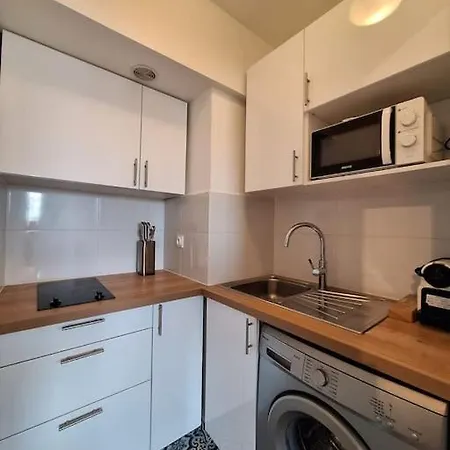 Charmant T2 Renove Avec Balcon - 310b Apartamento *
