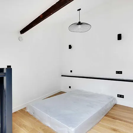 Charming With Ac -rue Des Archives- Le Marais Apartment