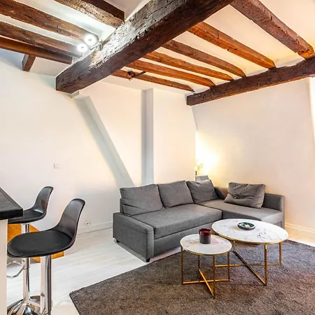 Appartement Guestready - Charming Nest In Ile Saint Louis Parijs