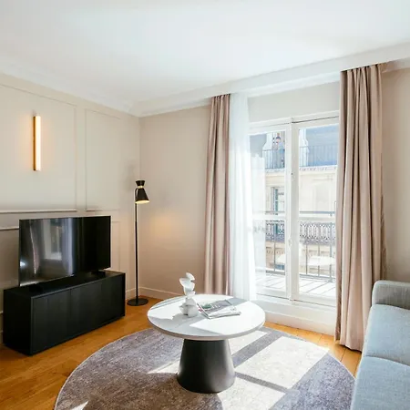 Adagio Opera Aparthotel