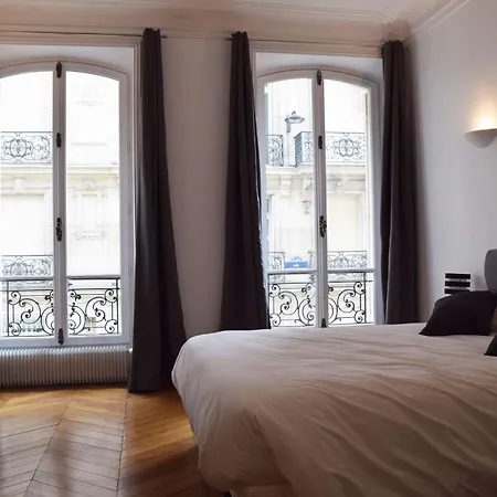 Square Bed & Breakfast Paris