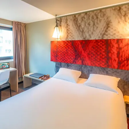 Hotell Ibis 17 Clichy-batignolles 3*