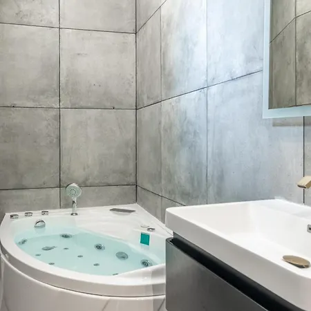 Lavie Maison Eiffel Ac Hot Tub * París