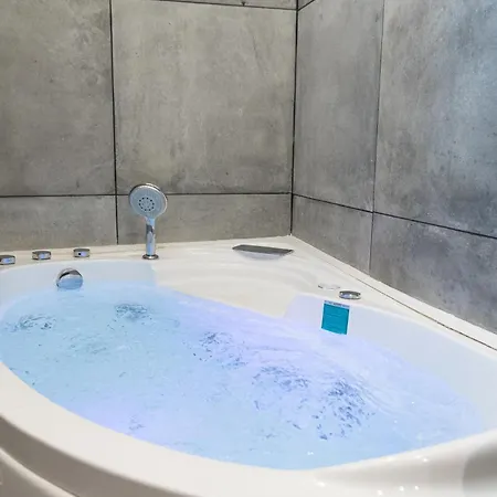 Lavie Maison Eiffel Ac Hot Tub * París
