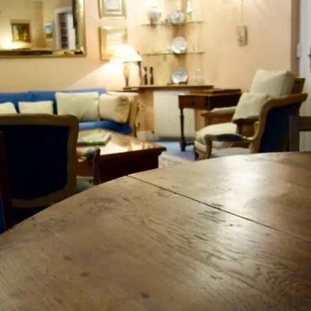 55 M2 Very Quiet Close To The Eiffel Tower * Париж