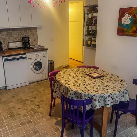 Superb In The Marais Apartment Paris