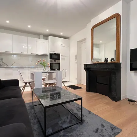 Luxury Appartment, Champs Elysees, Neuf ! 公寓