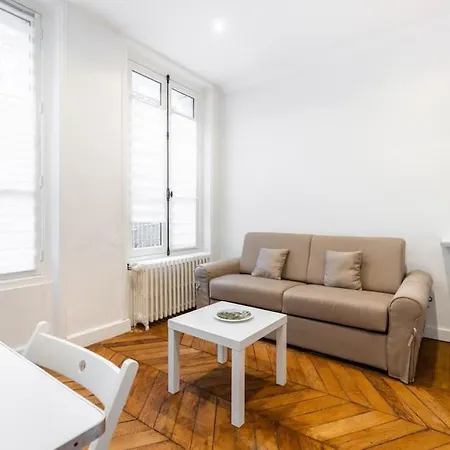 Apartment Studio Luxe Montaigne *