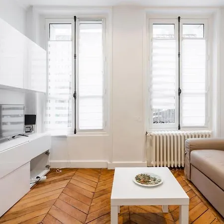 Apartment Studio Luxe Montaigne *