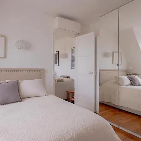 1-bedroom Gem Eiffel Tower View, Terrace, And Ac * Paris