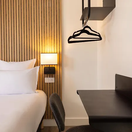 Korner Eiffel Szálloda 3*