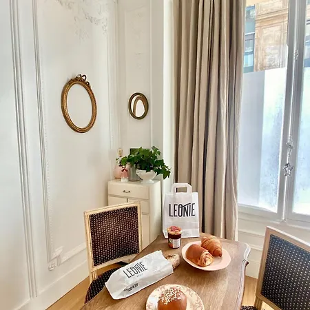 Lovely Parisian Condorcet * Paris