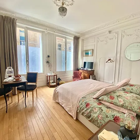 Lovely Parisian Condorcet *