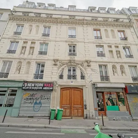 Doorman - Parisian Historic Gem - Location *