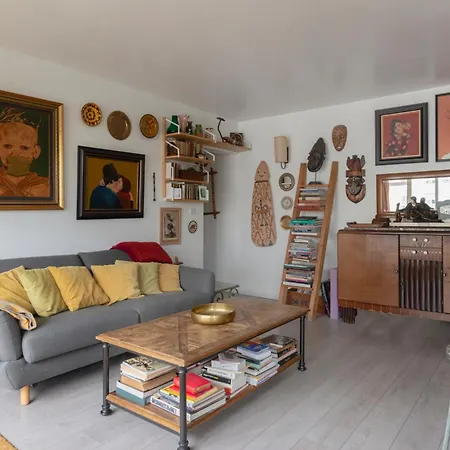 Rebeval Apartman *