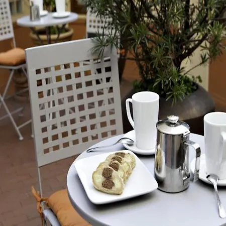 Отель Ibis Styles Eiffel Cambronne
