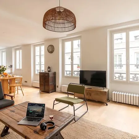 Bright And Spacious Flat -montmartre *