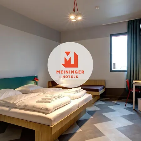 Meininger Porte De Vincennes Hotel 2*