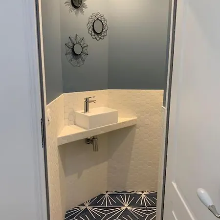 Apartman Newly Renovated Near La Madeleine *