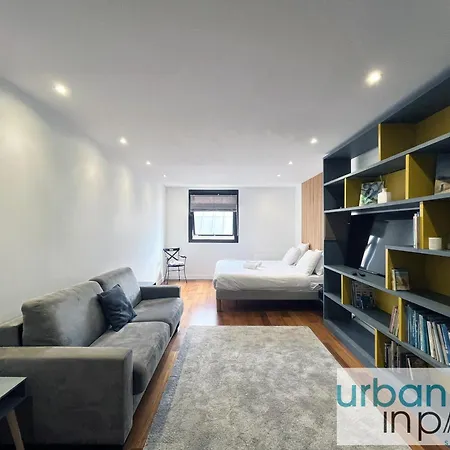 Urban Flat 168 - Spacious 1-bedroom In Apartamento Paris