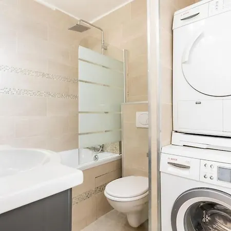 Apartamento Ensoleille Buttes Chaumont -iv