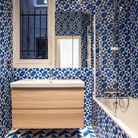 Tiny House St Germain Apartment