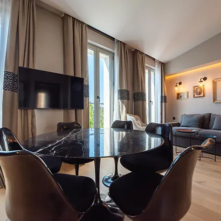 Apartment Demeure Montmartre Paris