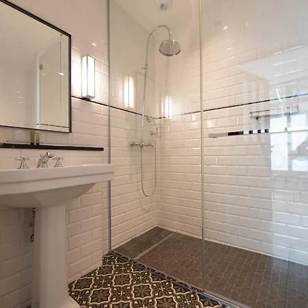 Demeure Montmartre Apartment