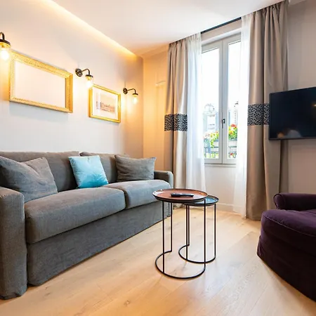 Demeure Montmartre Apartment