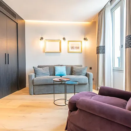 Apartment Demeure Montmartre Paris