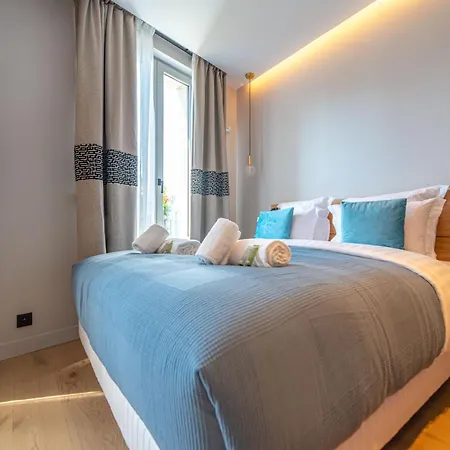 Demeure Montmartre Apartment *