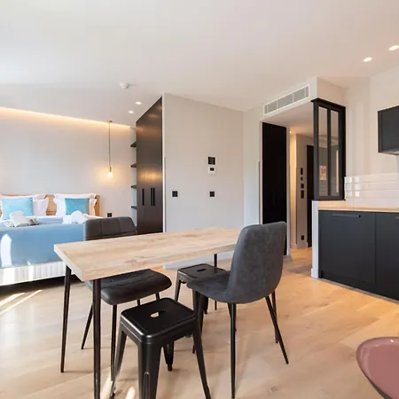 Apartment Demeure Montmartre Paris