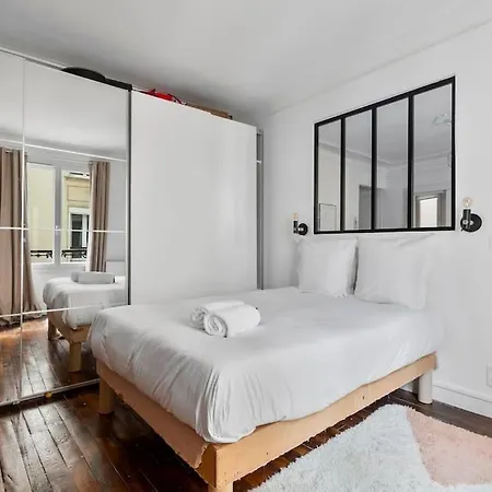 Grand Lumineux Pour 2 Personnes Apartment