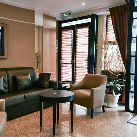 Hotel Des Deux Avenues
