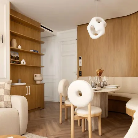 Exclusive With Ac - 2bd-6p - Quartier Latin Apartment