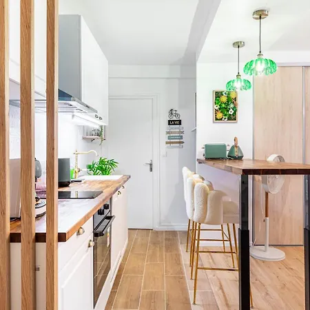 Appartement Guestready - Pres De Republique Pour Deux *