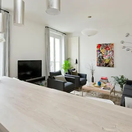 De Luxe 1 Tour Eiffel Avec Balcon Apartament
