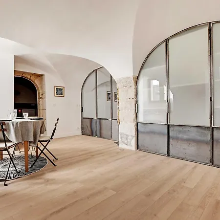 Apartment Authentic - 2br - 4p - Monnaie Paris