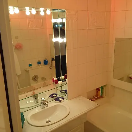 Chez Veronique Apartment