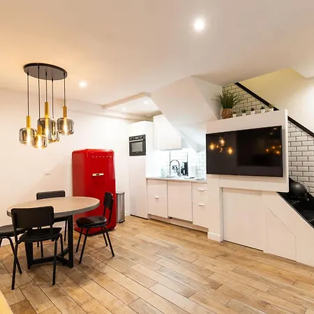 Town House Nation, Bastille, Ac By Lcc Agency * Paris