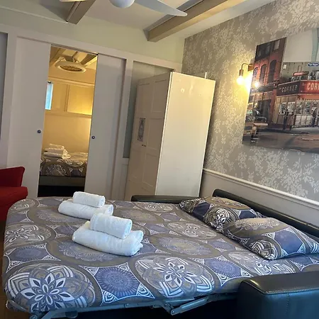 Apartment Ancien Atelier Parisien Grand 2 Pieces