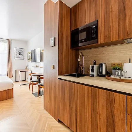 Appartement 151 Luxueuse-etienne Marcel-chatelet-paris 3