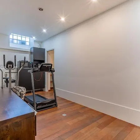 Apartment Particulier Dans Le 17eme Arondissement *